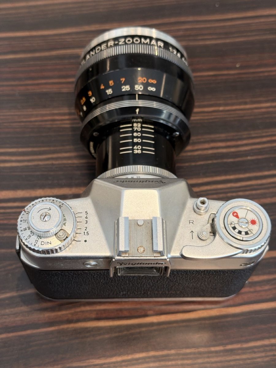 Voigtländer Fotocamera: Voigtländer Bessamatic Zoomar 2.8  – Usato da Zürich venduto da KochphotoAG 1