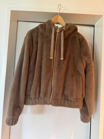 JACKE VON S.OLIVER
