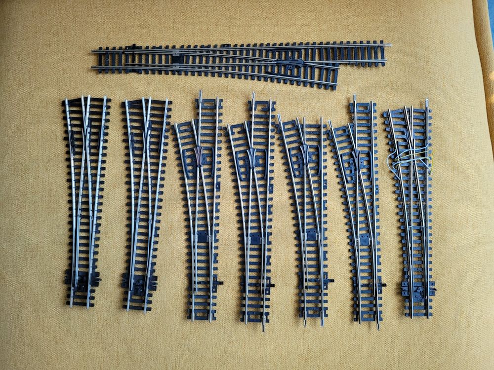 8 Roco Weichen aus Anlage gebraucht (Defekt) in Emmenbrücke für CHF 22 ...