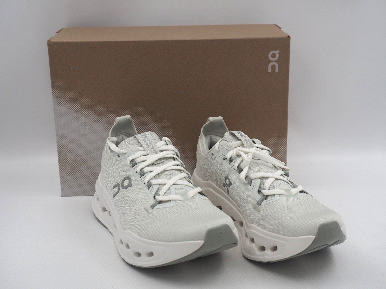 On Damenschuhe: ON Cloudsurfer Max Damen Gr. 40 (26072747) – Neu und originalverpackt aus Zürich von fundsachenverkauf