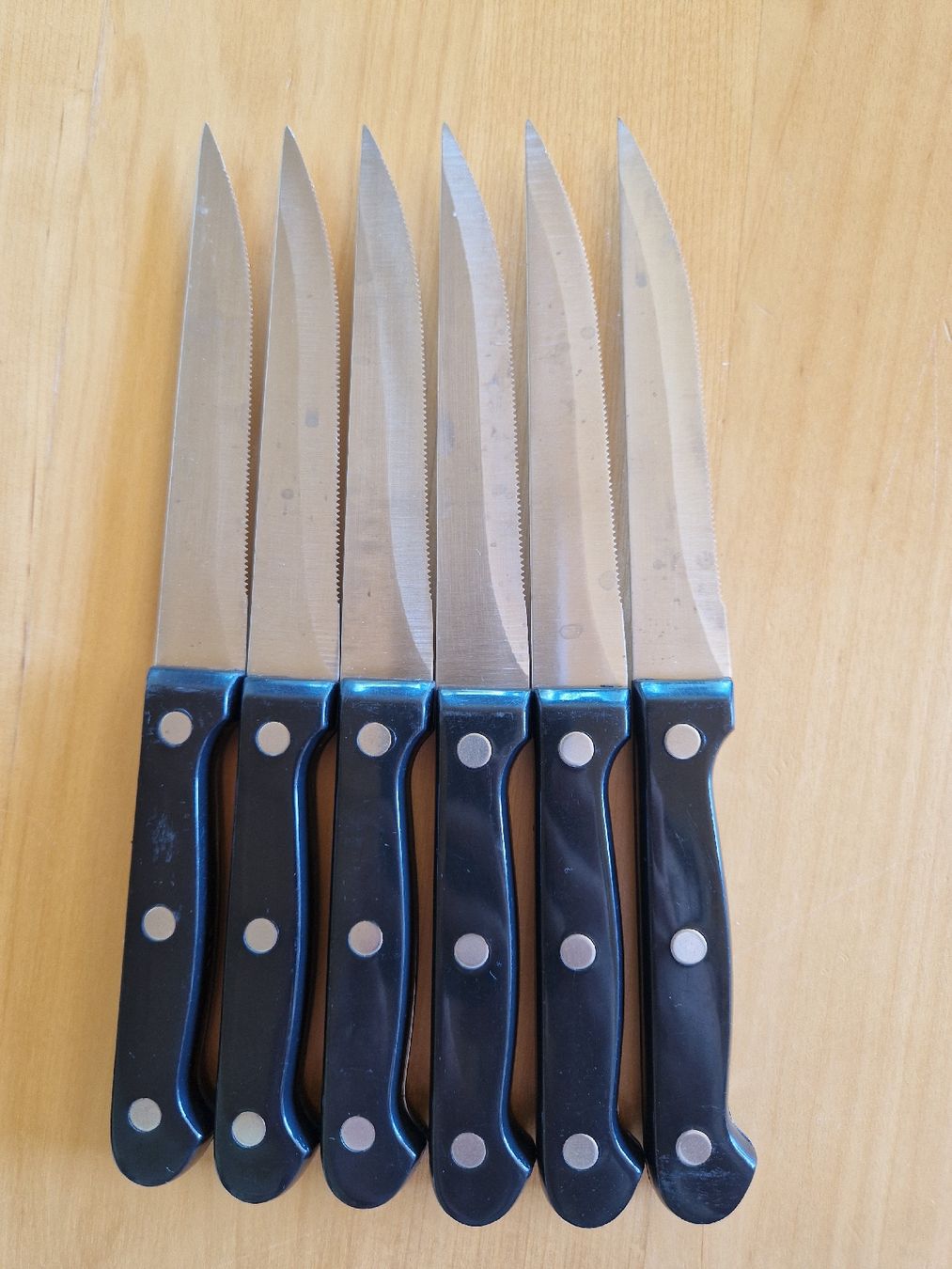 Couteaux de cuisine: Steakmesser 6x – D'occasion à Wädenswil par jah_6z56