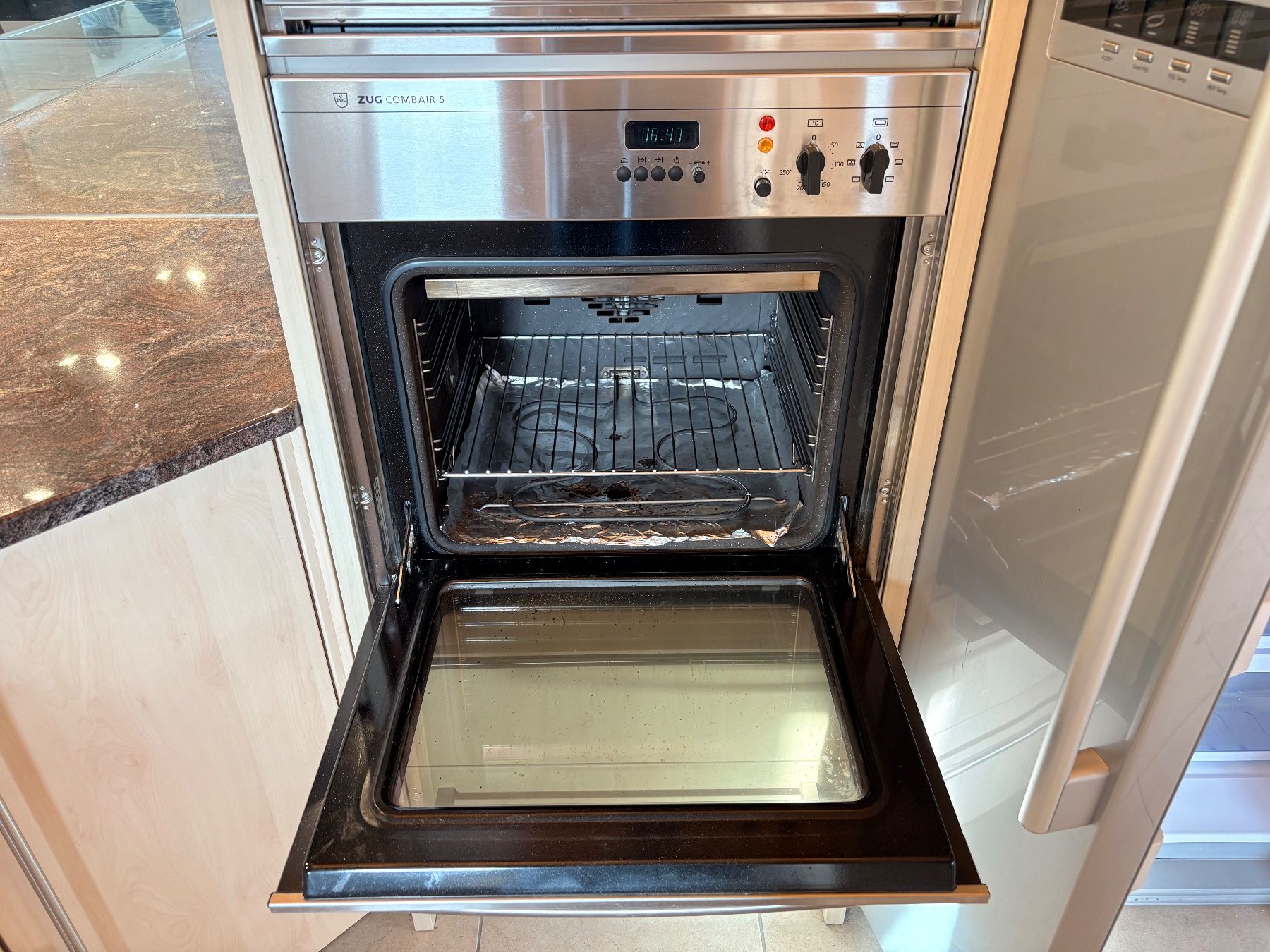 V-Zug Cucine complete: Komplette Küche – Usato da S-chanf venduto da 1302 4