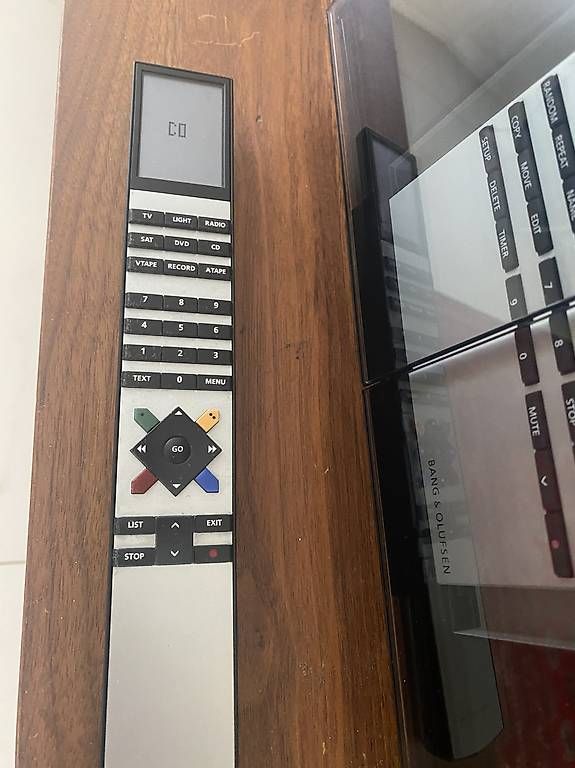 Bang & Olufsen Sistemi audio & multimediali: Bang & Olufsen Beosound 3200 – Usato da Buchs Ag venduto da slj_hbb7 2