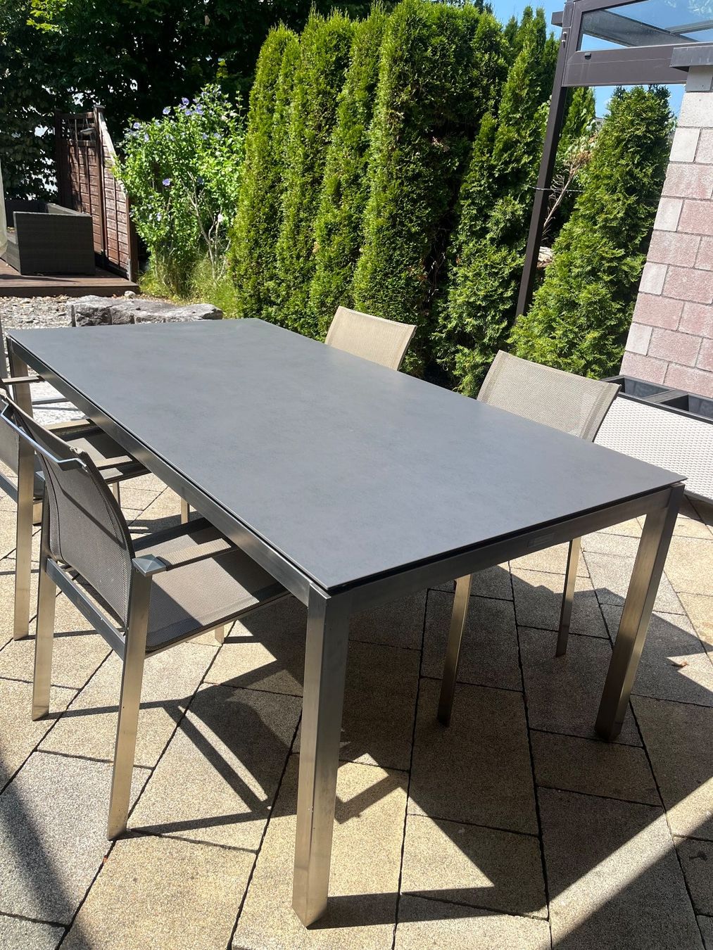 Hunn Tables: Gartentisch Keramikplatte, 200x100cm – D'occasion à Samstagern par Anneke