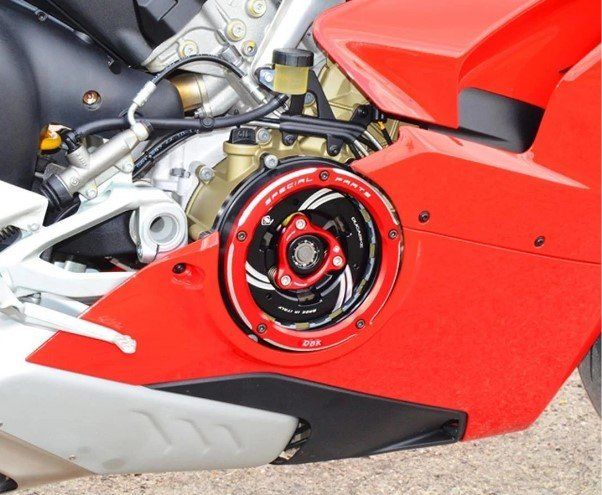 Ducati Tutti i ricambio per moto: Klarer Kupplungsdeckel Ducati Panigale V4 – Nuovo (secondo la descrizione) da Frauenfeld venduto da Moto77_AG 1