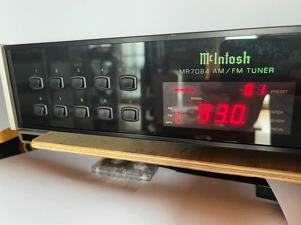 McIntosh Radio: McIntosh MR7084 AM/FM/mit integriertem Tuner DAB+ mit FB – Usato da Killwangen venduto da Pegilu 3