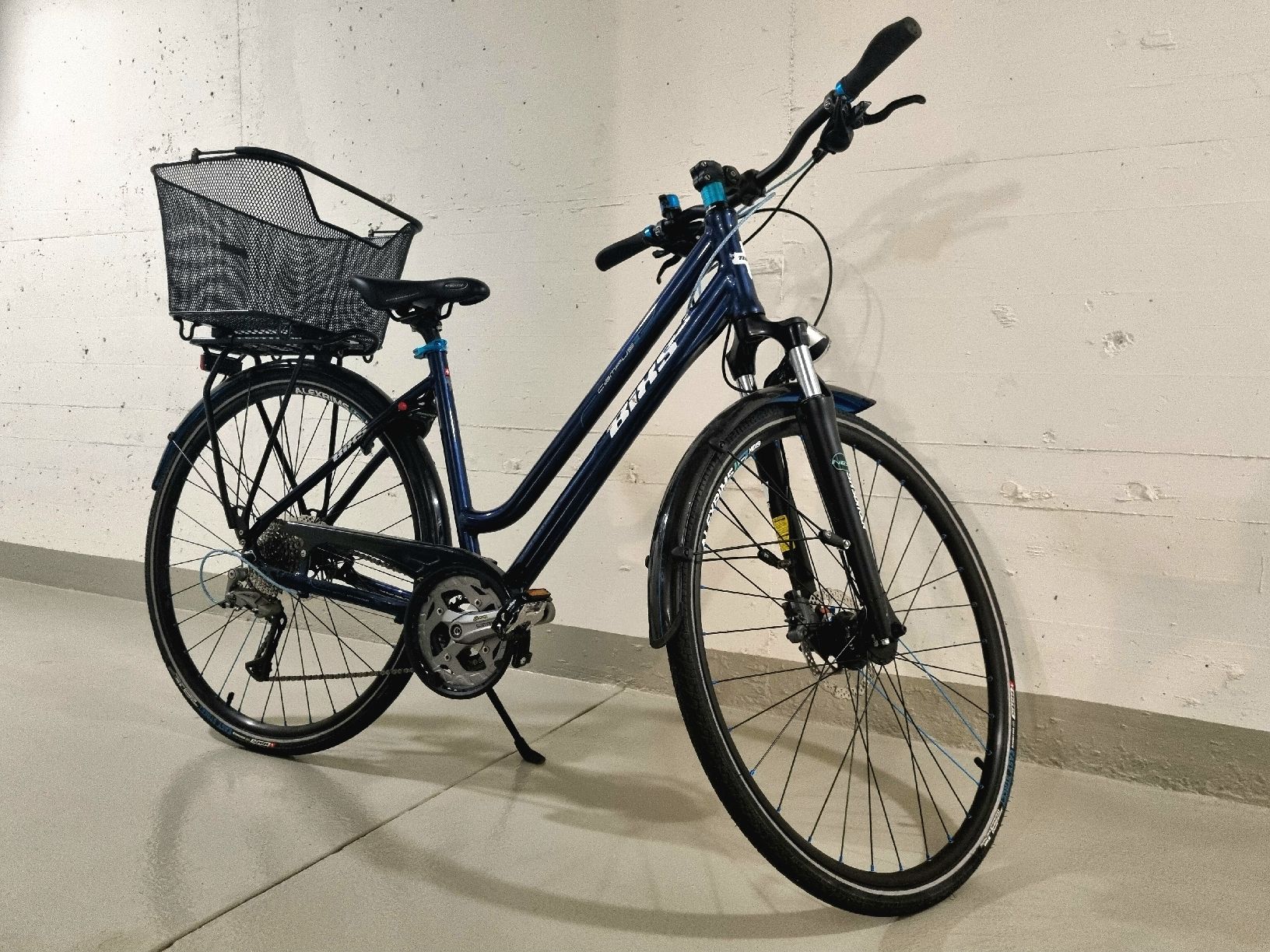 Bixs Biciclette: Trekking Bike von Bixs inklusive Korb – Usato da Uitikon Waldegg venduto da Moderator 9