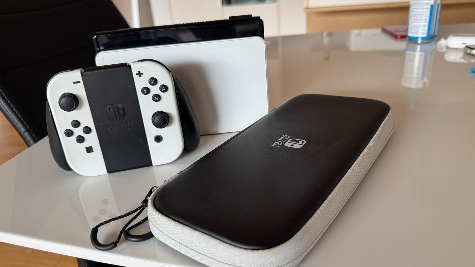 Nintendo Konsolen: Nintendo Switch (OLED model) – Gebraucht aus Schüpfheim von oldyrk 3
