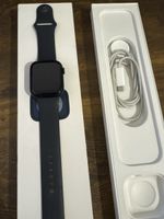 Apple Watch Série 8 GPS + Cellular 45mm Aluminium Noir
