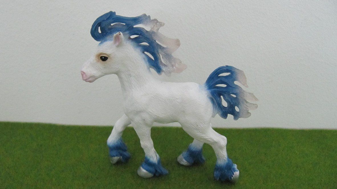 Schleich Spielzeuge: Schleich Bayala Einhörner und süsse Ponys – Gebraucht aus Brunnen von Kiwiland1 4