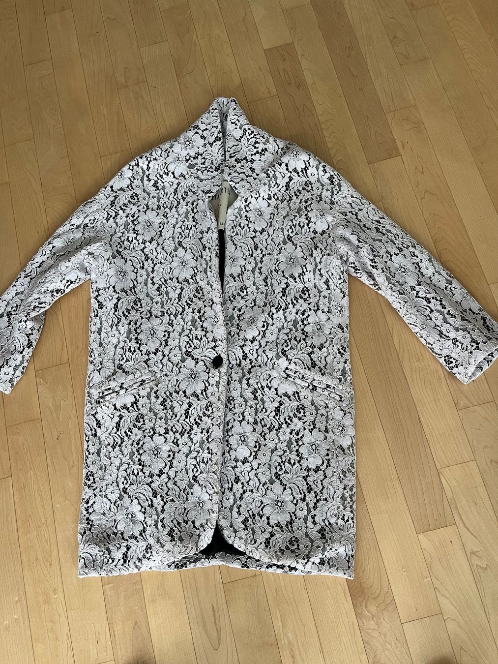 Cappotti: Shirtaporter  Mini Mantel – Usato da Zürich venduto da pizzobeatrice