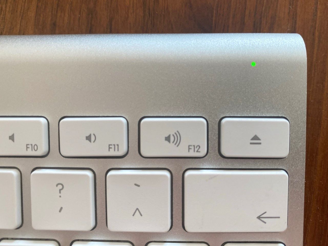 Apple Tastiere: Apple Mac Tastatur A1314 – Nuovo (secondo la descrizione) da Meggen venduto da Prkz77 2
