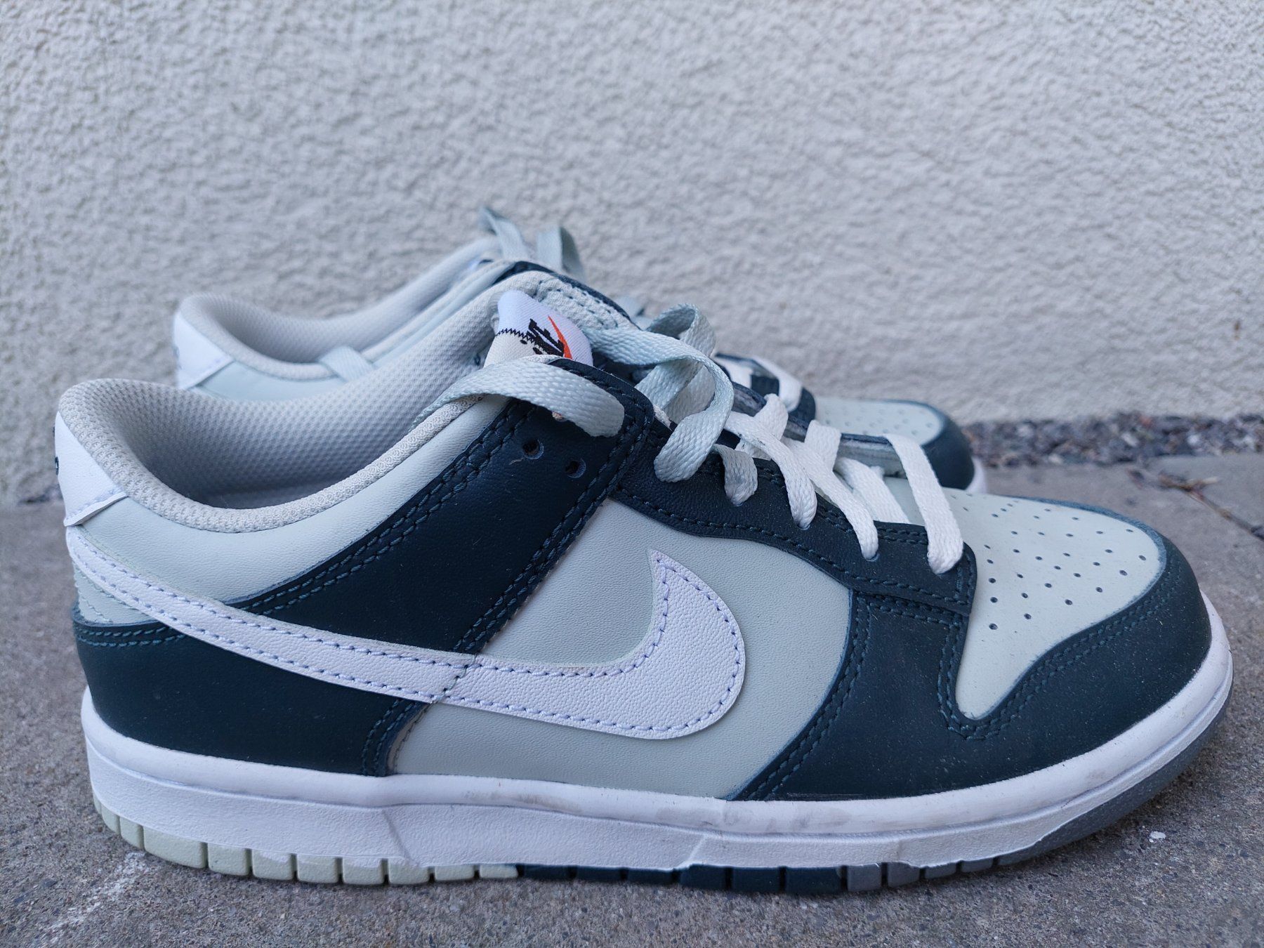 Nike Scarpe per ragazzi: Nike Kids Sneaker Dunk Low – Nuovo (secondo la descrizione) da Kriessern venduto da maxmoritz03
