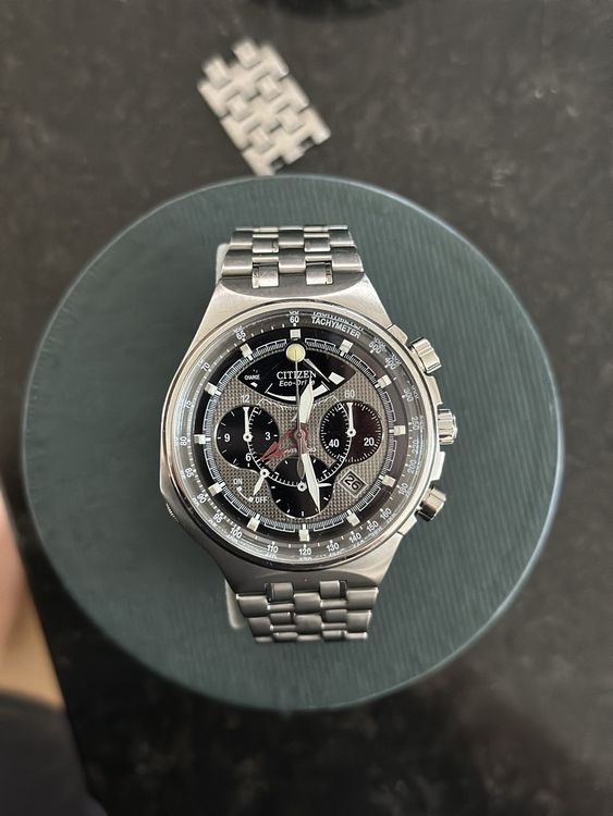 Citizen calibre 2100 titanium hotsell