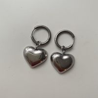 Silberne Herz Titanium und Edelstahl Kreolen