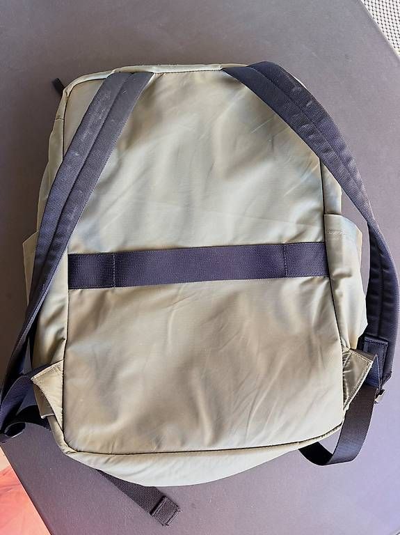 Lululemon Zaini: Everywhere Rucksack 22 l – Usato da Zürich venduto da ali_62qm 4