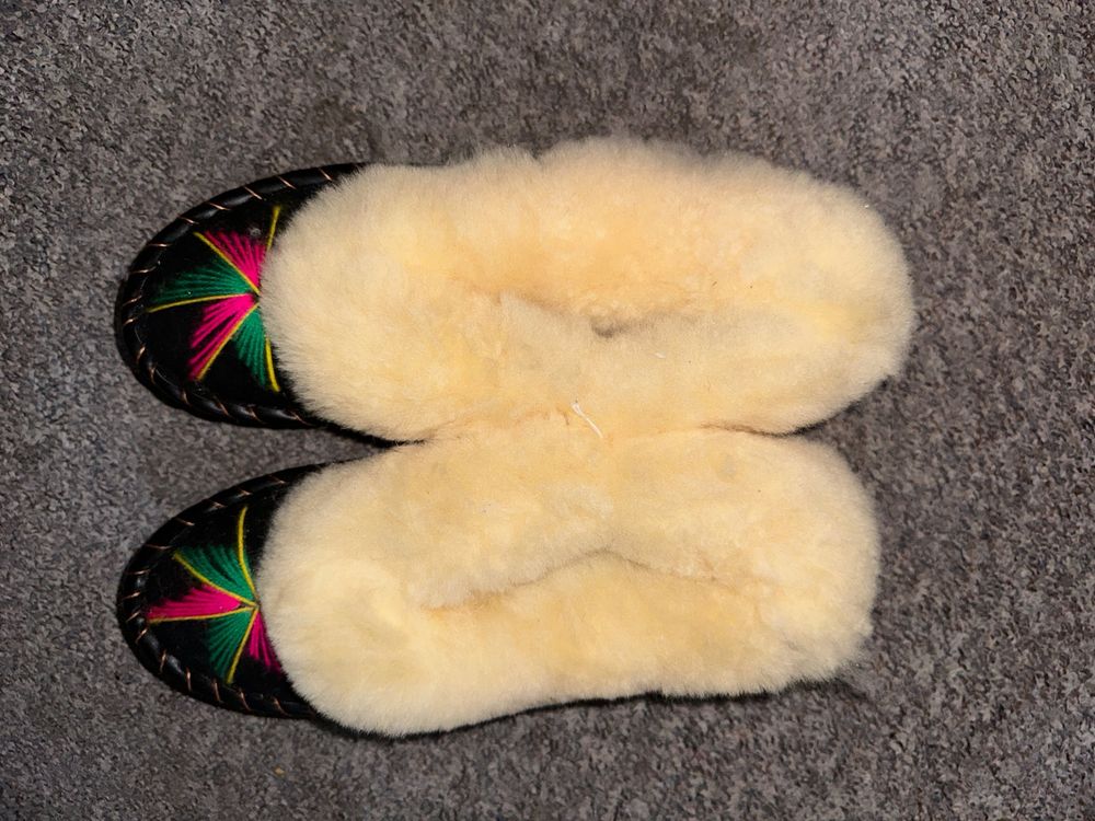 COFACE Damen Hausschuhe Winter - Plüsch Gefütterte Hüttenschuhe Mit Gummisohle