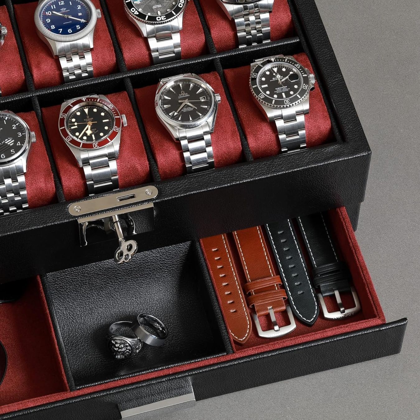 Vitrines: Leder-Uhrenbox 10 Fächer mit Schublade – Neuf avec emballage d'origine à Nuglar par SaleRitter 3