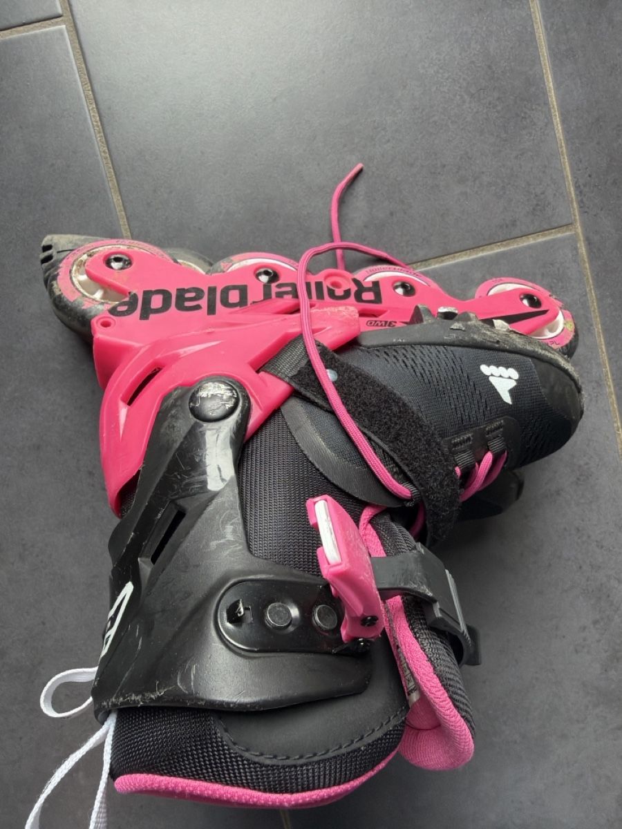 Pattini in linea & Pattini a rotelle: Rollerblade Rollerblades 28-32 – Usato da Schlieren venduto da Lanzer6 1