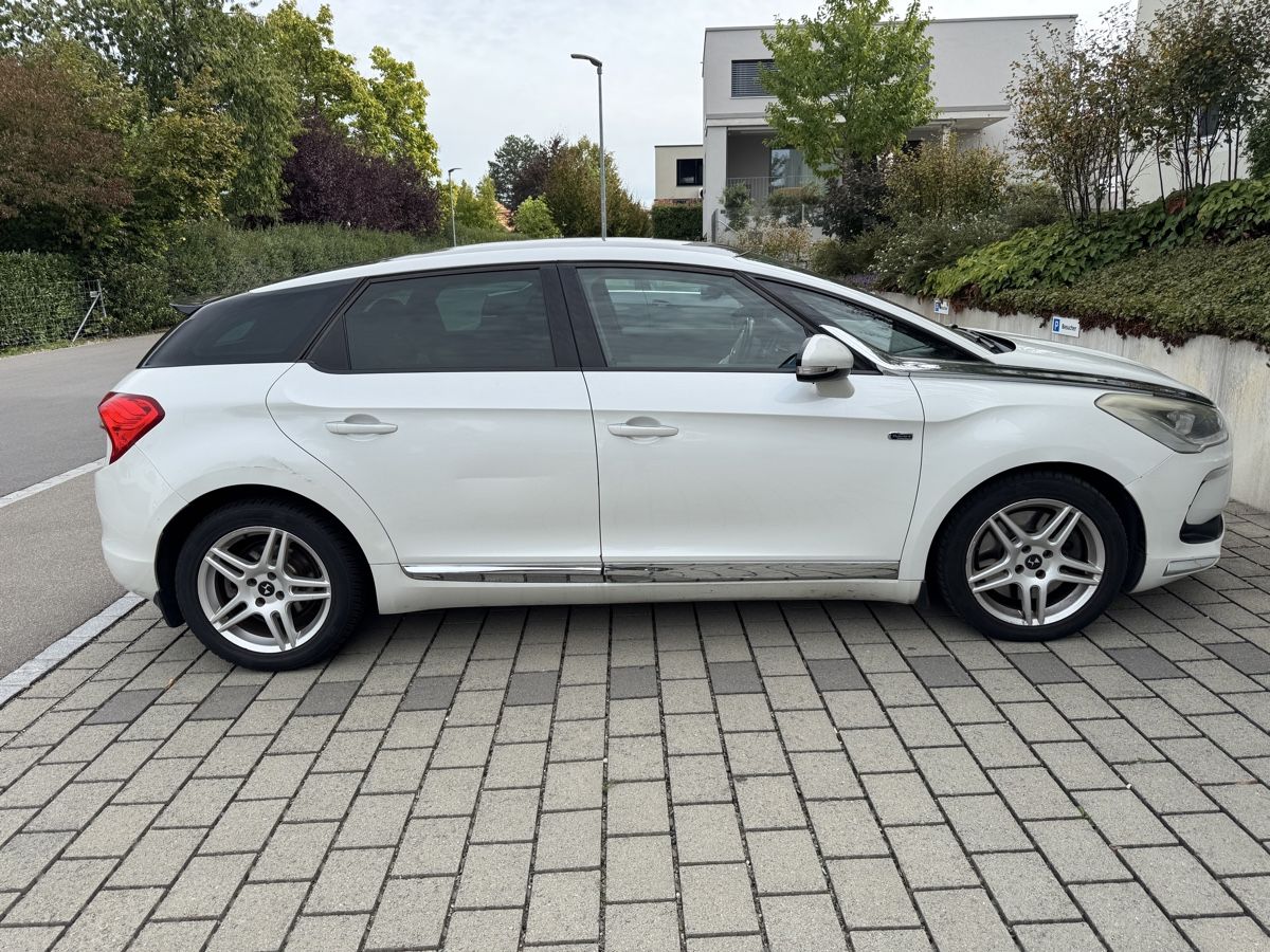 DS Automobiles Automobili: Citroen DS 5 2.0HDi – Usato da Amriswil venduto da sd123 3