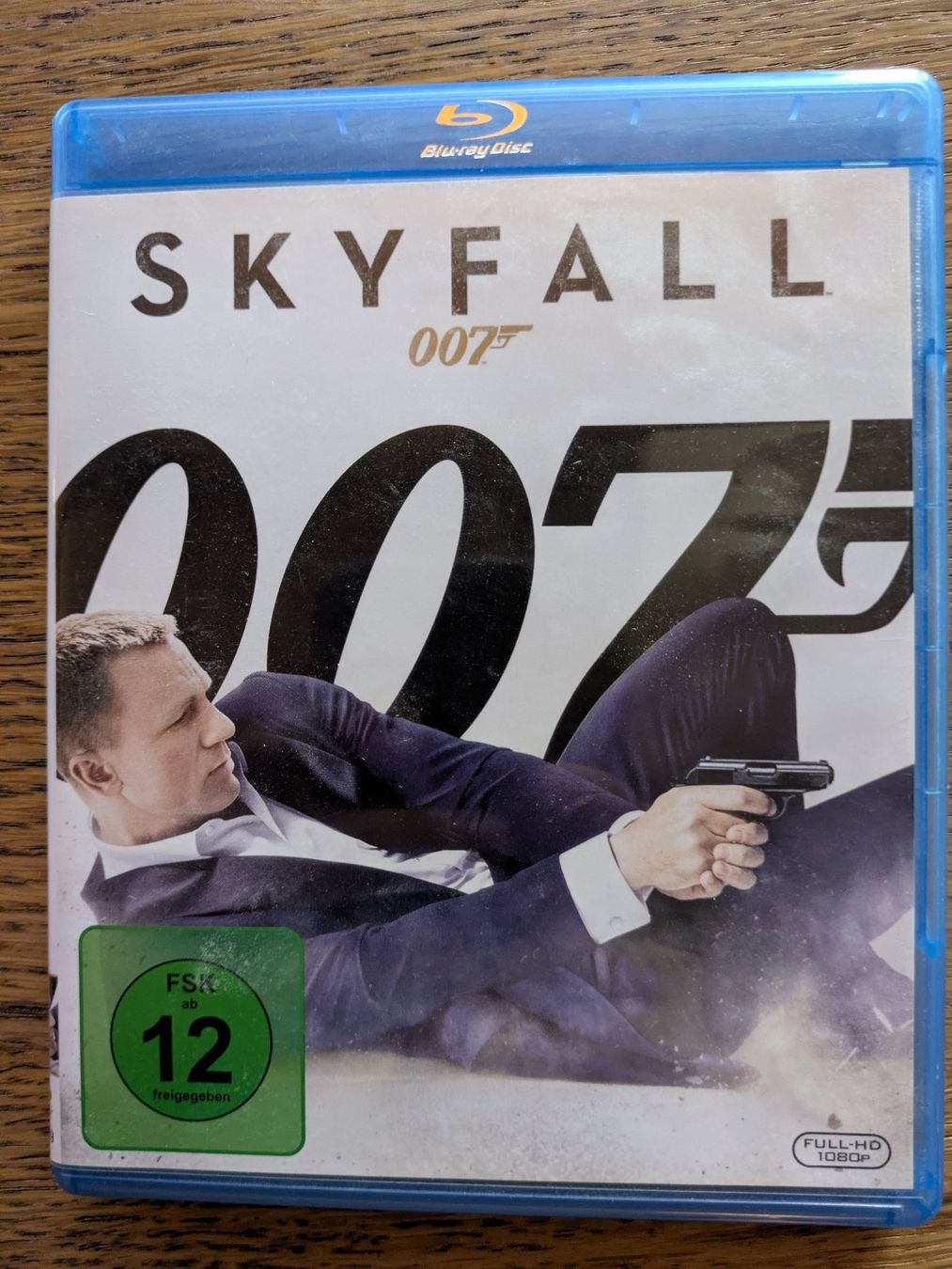 Tutti i DVDs: James Bond 007 - Skyfall (Blu-Ray) mit Daniel Craig – Usato da Männedorf venduto da Pacer19