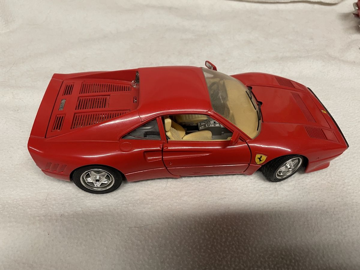 Bburago Modellini d'auto: Ferrari 3 Diverse Modelle  – Usato da Zuerich venduto da HaYvFoRu 6