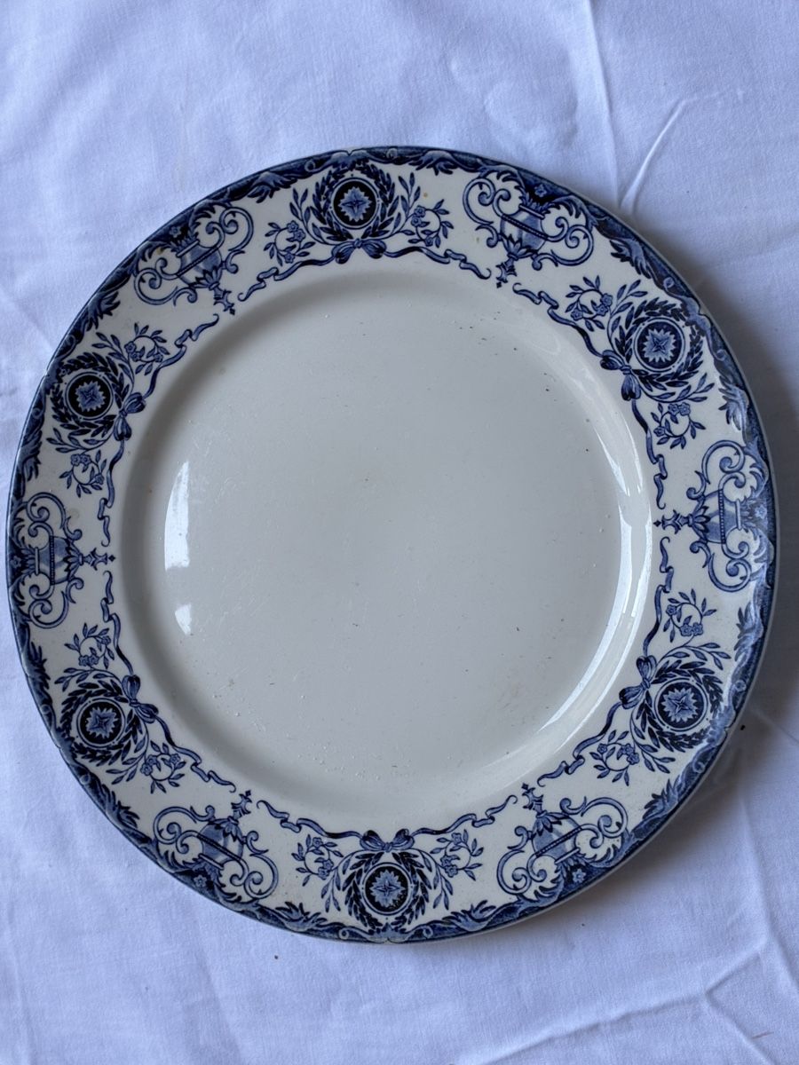 Piatti: Decorative plate blue pattern diameter 25 cm – Nuovo (secondo la descrizione) da Basel venduto da len_2nyv