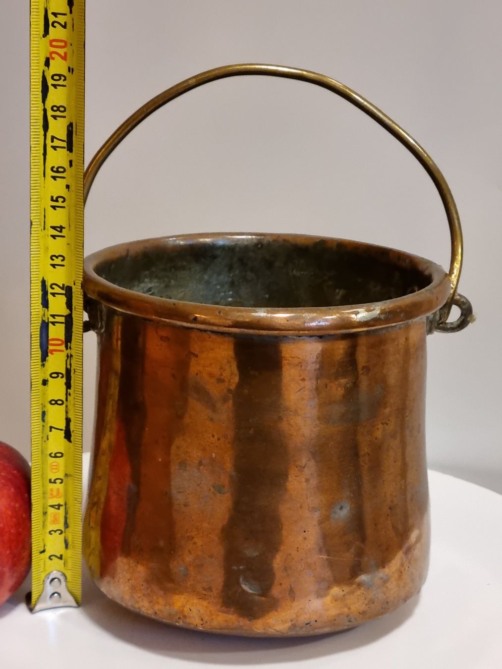 Pentole: Alter Kupferkessel mit Henkel um 1900 – Usato da Scharnachtal venduto da devin03 5