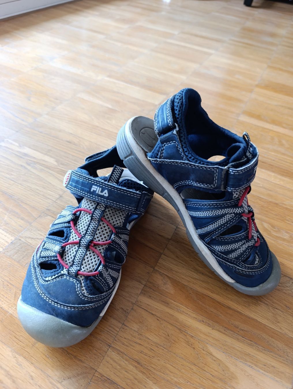 Fila Scarpe per ragazzi: Kinder Sandalen, Gr. 34 – Usato da Zürich venduto da mir_2kjl
