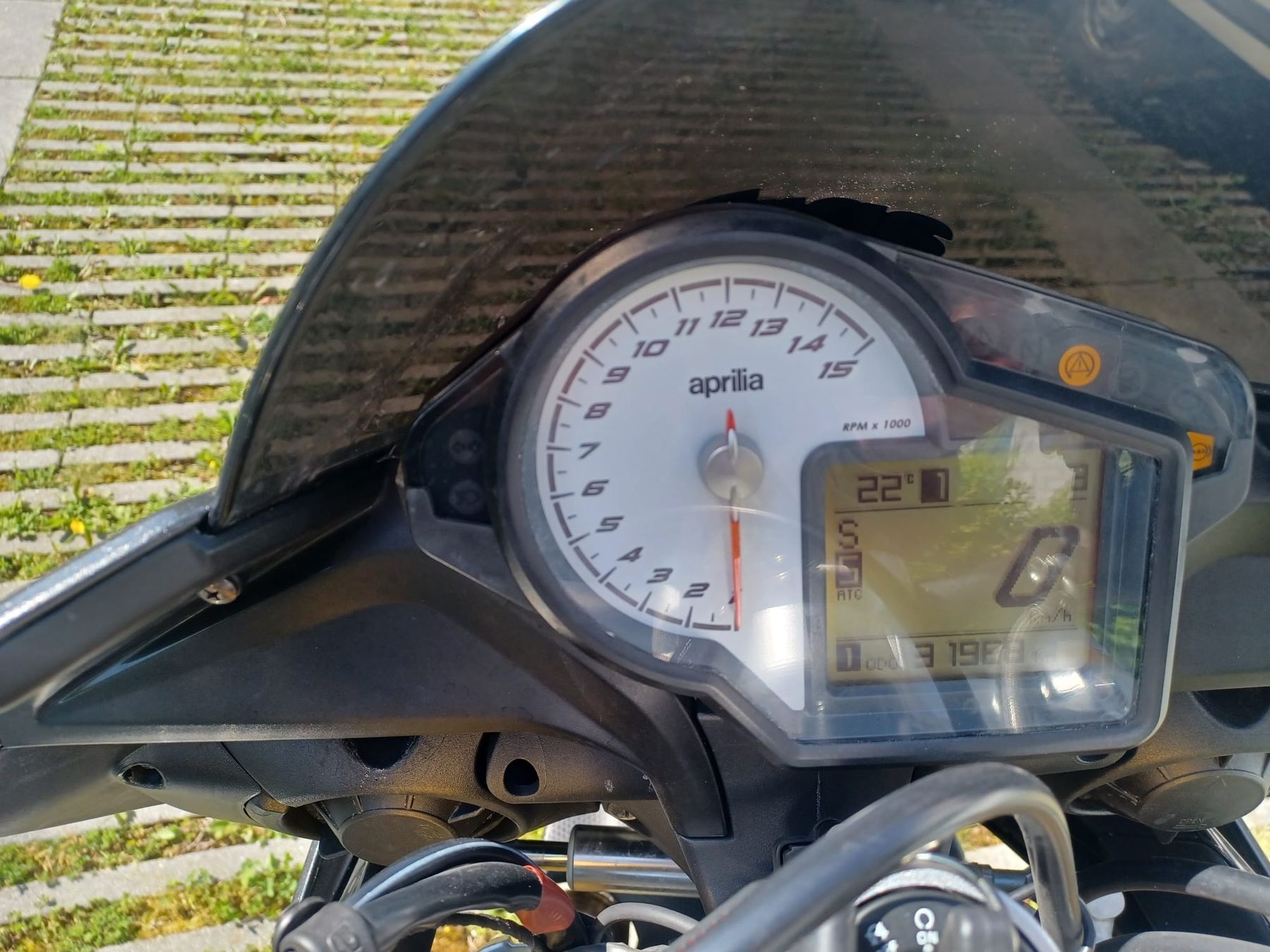 Strada: Aprilia Tuono 1100 V4 2015 – Usato da Bichelsee venduto da patty028 3