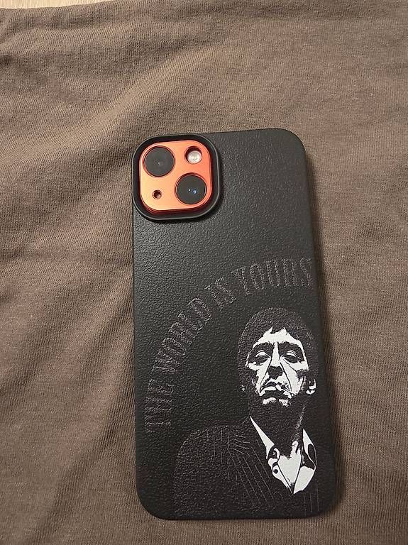 Cover & Protezioni schermo: Cover iphone  – Usato da Agno venduto da Scambio-Vendo-Agno 3