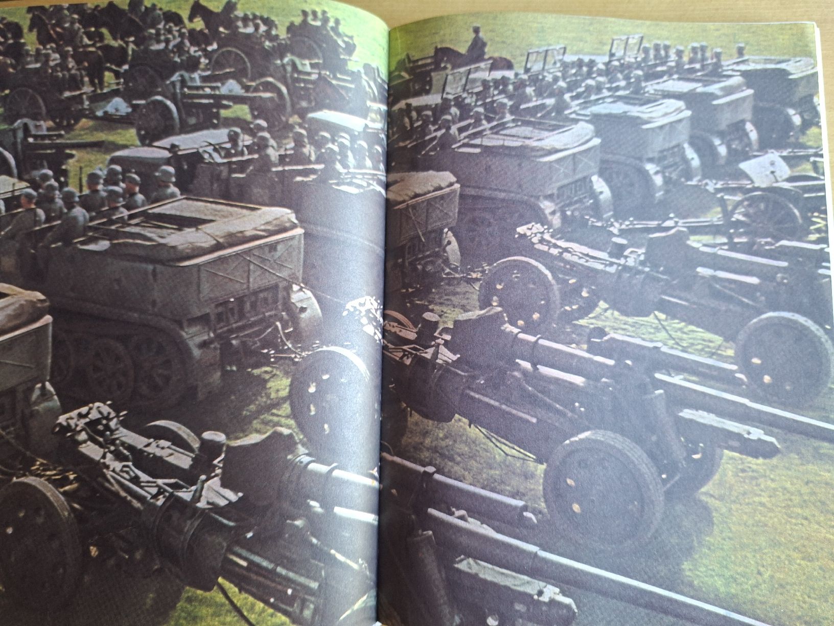 Libri: Armee Militär Weltkriegs Buch – Usato da Schwanden Sigrisw venduto da cadieux71 9