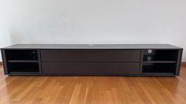 Hochwertiges TV-Lowboard von Pfister