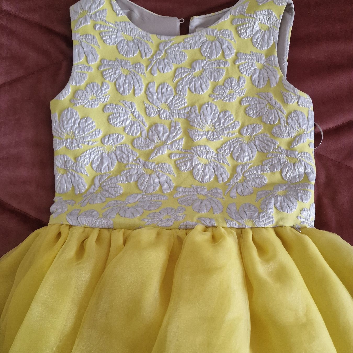 Vestiti & Gonne: Wunderschöne Mädchen Kleid Miss Grant – Usato da Mönchaltorf venduto da nzhuravel 5