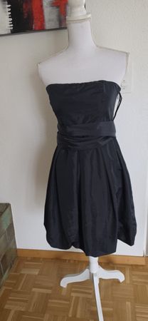 Kleid Bruno Banani schwarz Grösse 36