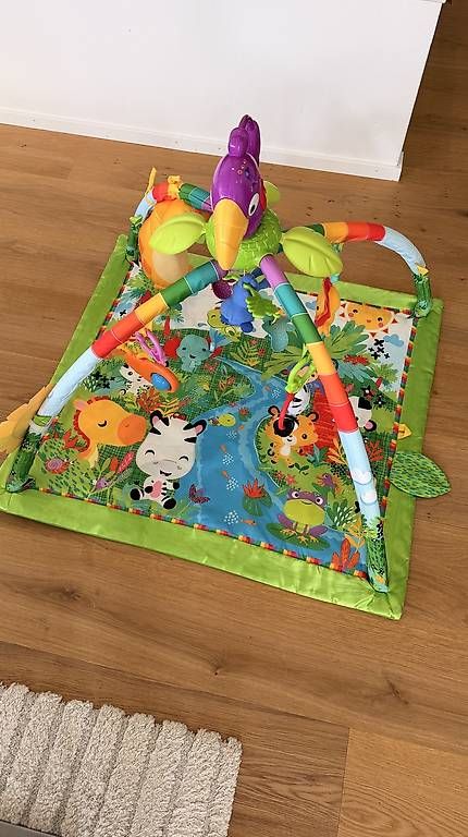 Tappeto da gioco: Fisher Price Spielbogen - farbige Spieldecke – Usato da Gersau venduto da Segantini21