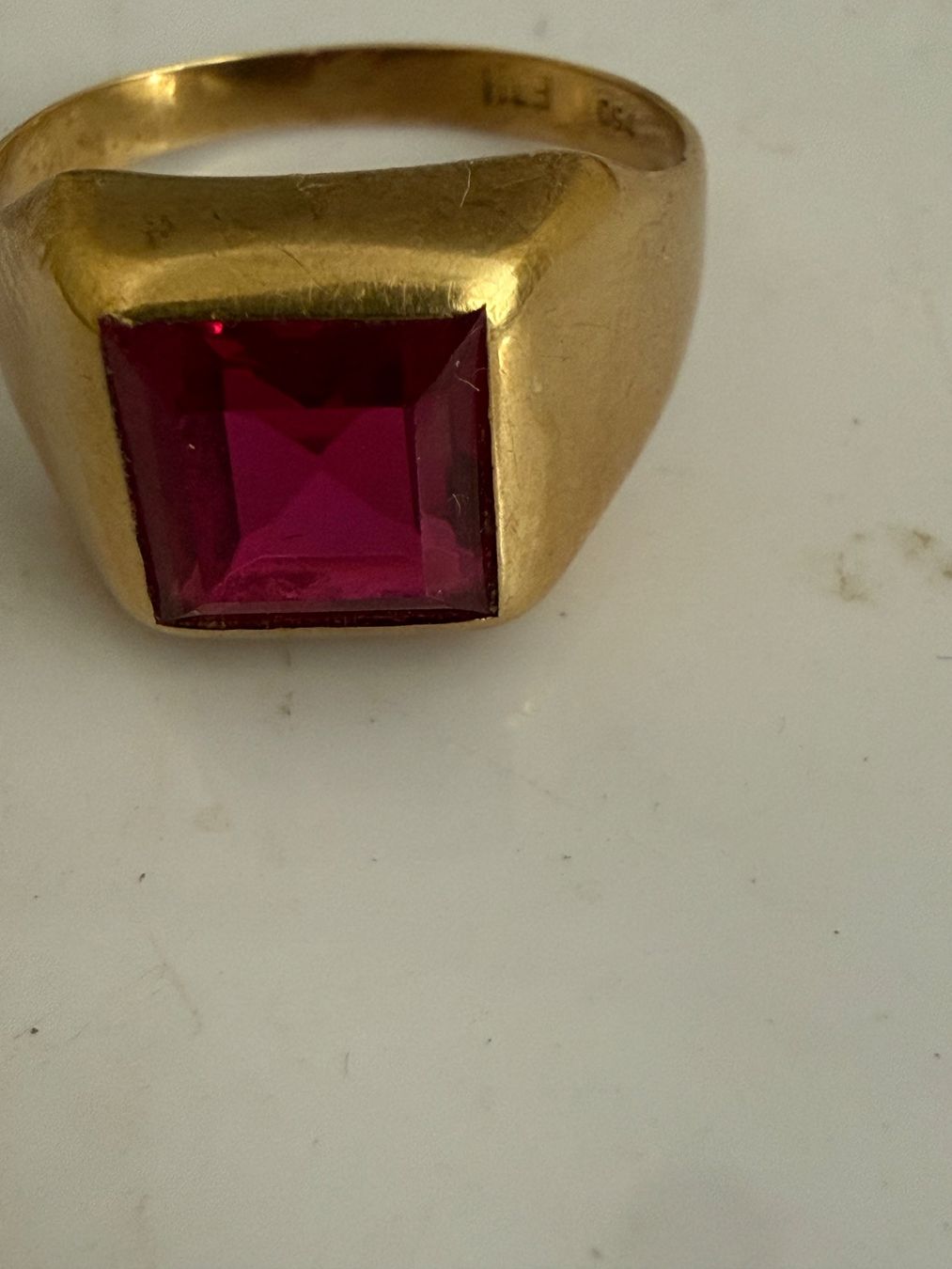 Bagues: Bague or 750 avec saphir, 3 gr – D'occasion à Lausanne par artnouveau04 5