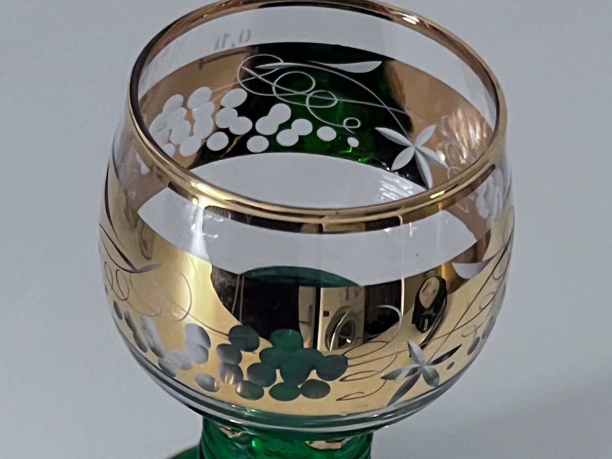 Gläser: Alte Römer Weinglas 12 cm, 0,1 L – Gebraucht aus Möhlin von mil_h55x 9