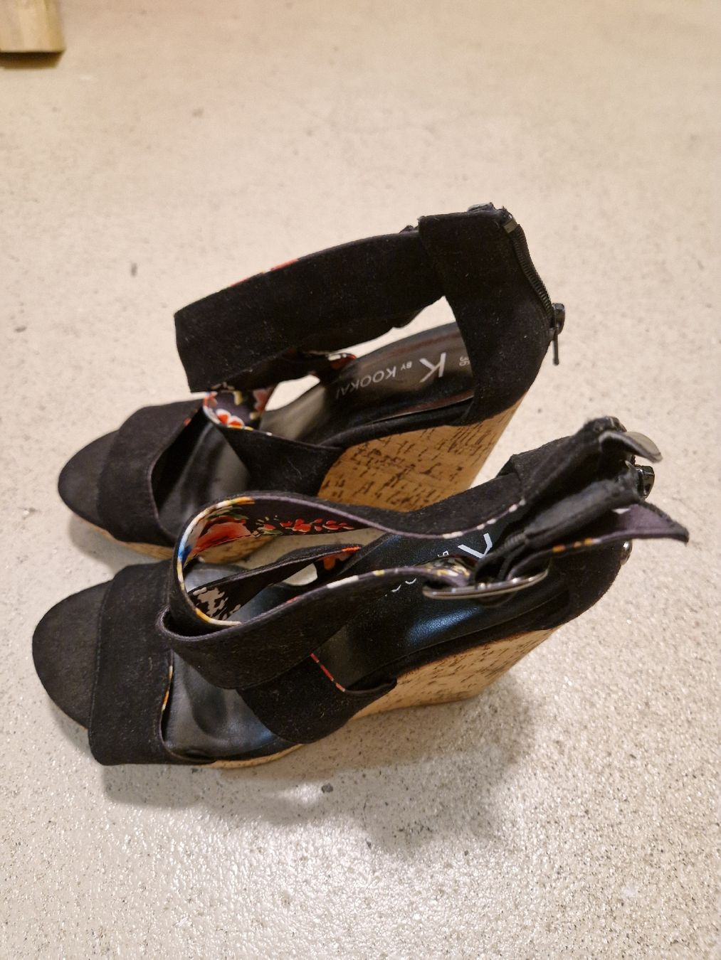 Kookai Damenschuhe: Keilabsatzschuhe zu verkaufen – Gebraucht aus Luzern von fat_d59v 1