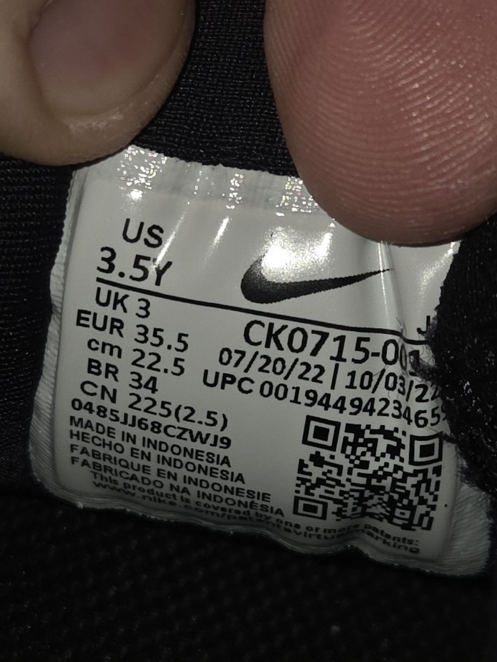 Nike Scarpe per ragazzi: soulier Nike enfant – Usato da Villaz-st-Pierre venduto da petja31 1