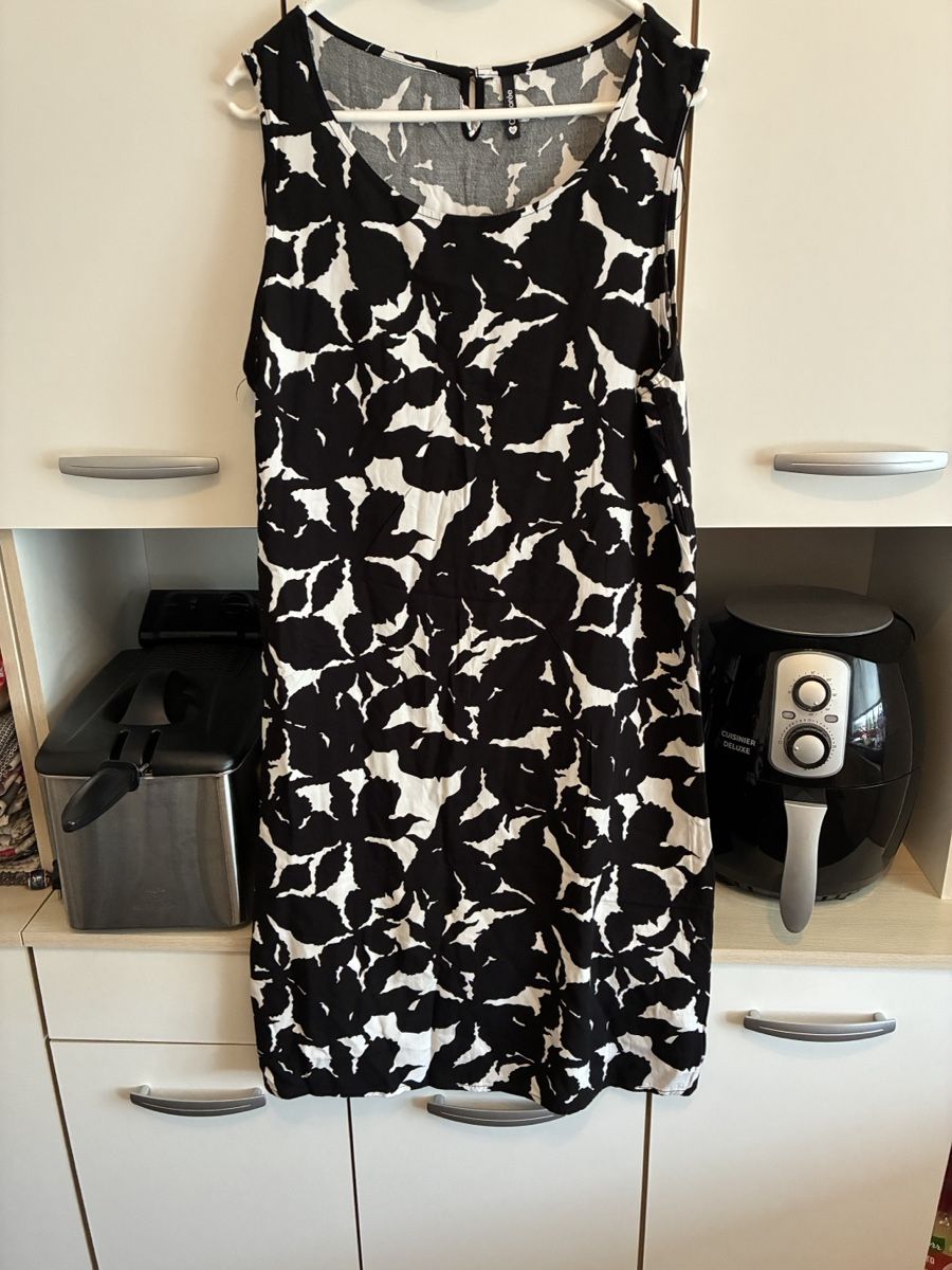 Vestiti: Kleid – Usato da Ostermundigen venduto da Didi-Mader