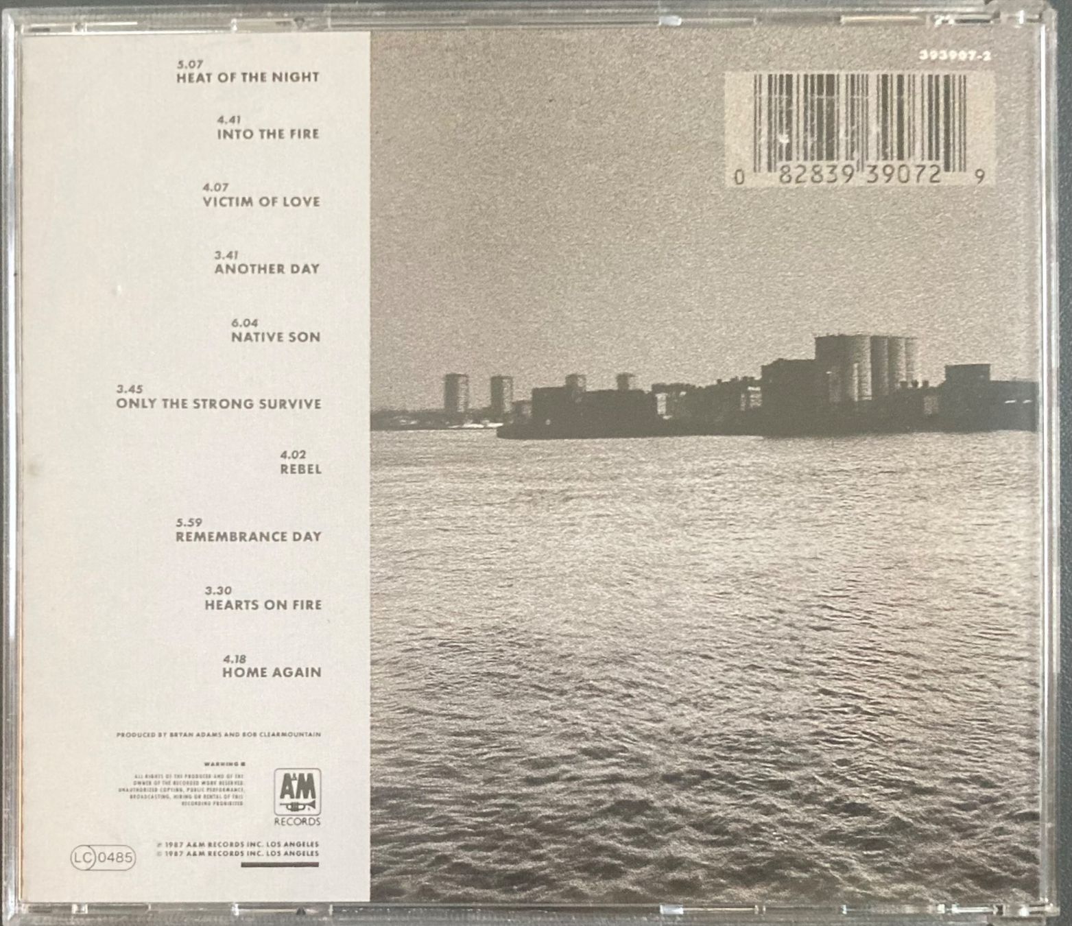 CD: BRYAN ADAMS - INTO THE FIRE – Usato da Poliez-Pittet venduto da Newtown-Records 1
