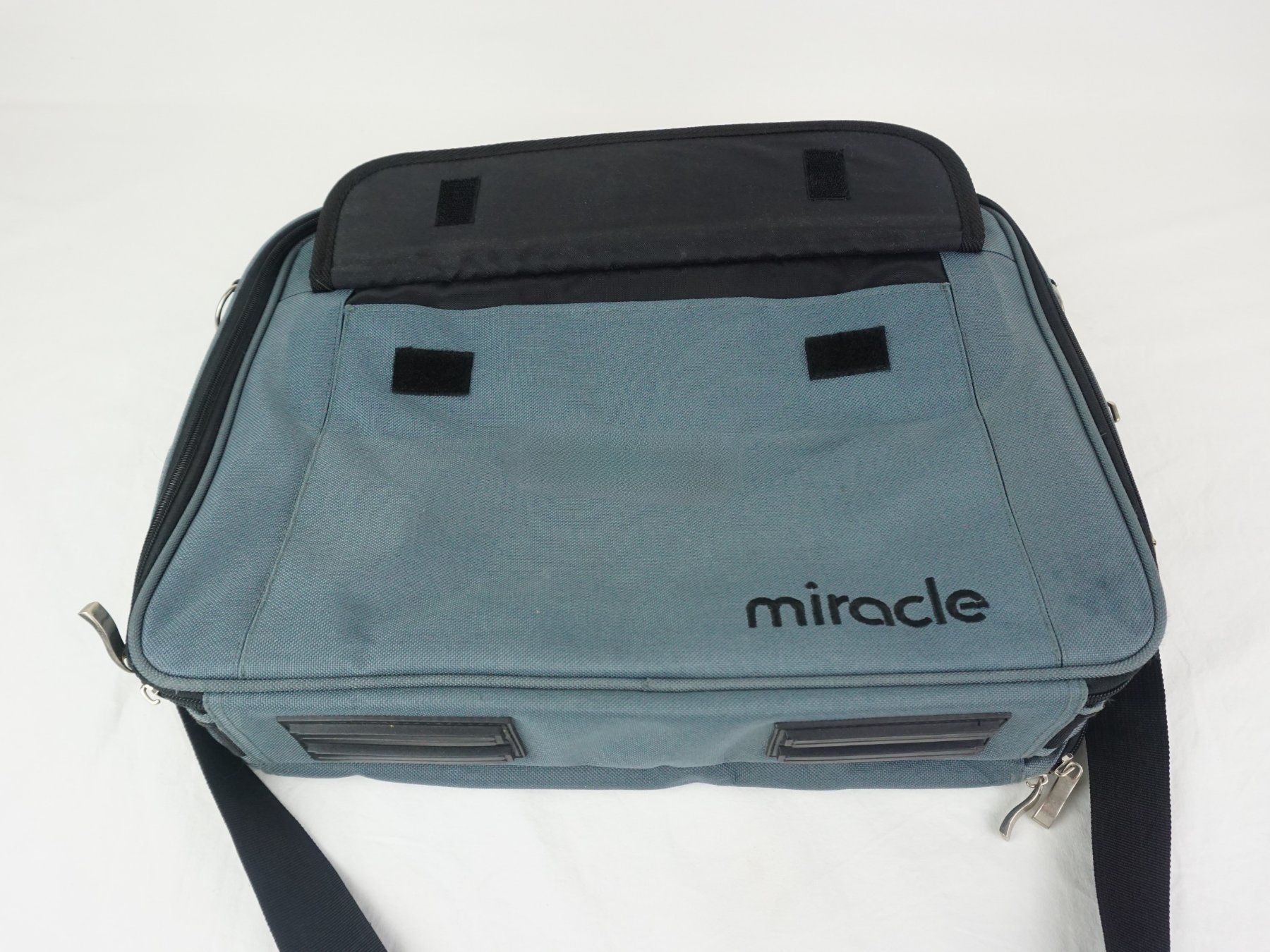Sacs: Miracle Laptoptasche 19 Zoll – D'occasion à Pratteln par Restwert_Pratteln 5
