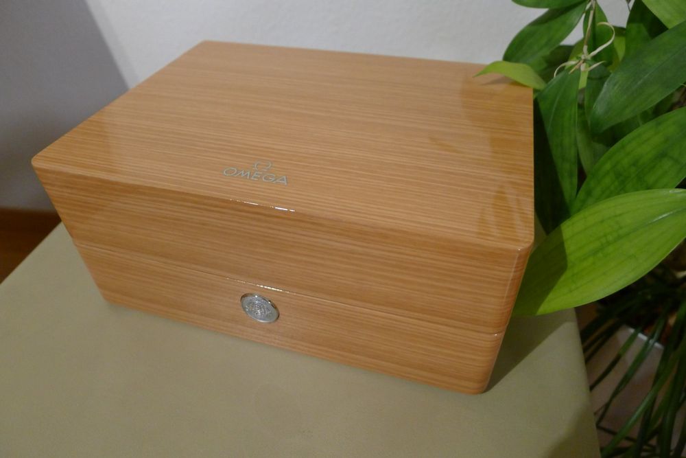 OMEGA Box | Kaufen auf Ricardo