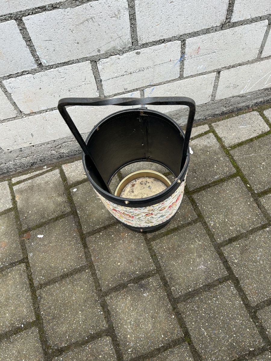 Sonstige Büroeinrichtungen: Schirmständer vintage, Top Zustand! – Gebraucht aus Bern von wal_qv9w 1