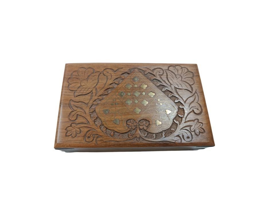 Articoli in legno: Vintage Holzschmuckkästchen mit Herzmuster – Usato da Emmen venduto da newcar4you 1
