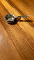 Teesieb mit Abtropfschale, Silber, zweiteilig, alt