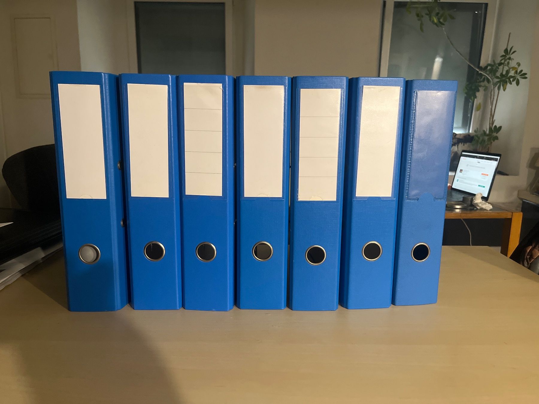 Raccoglitori: lotto di 7 classificatori A4 Blu – Usato da Caslano venduto da chr_5lkj