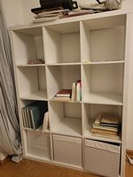 Bücherregal
