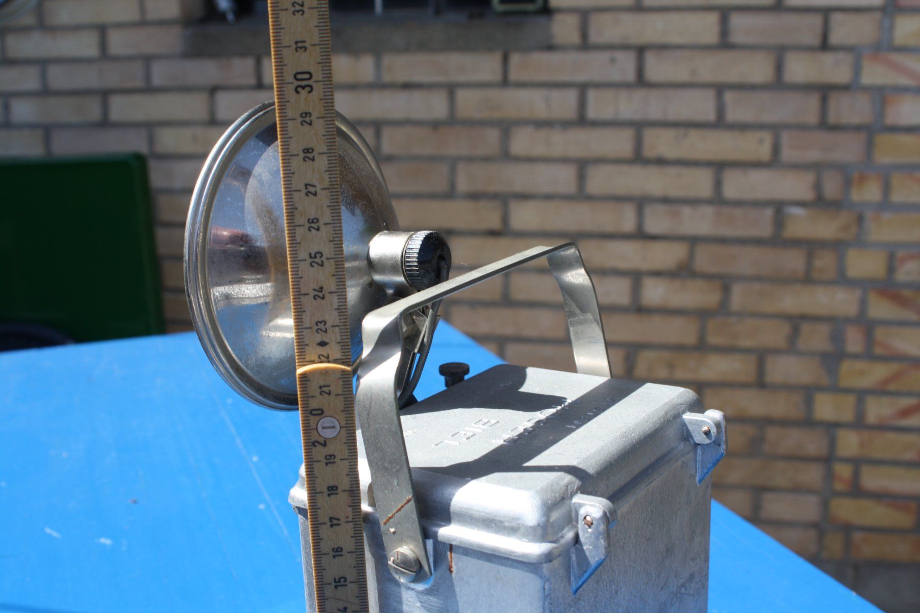 Lampade: ALTE MOSER BIEL LAMPE – Usato da Wauwil venduto da Pneuedy 8